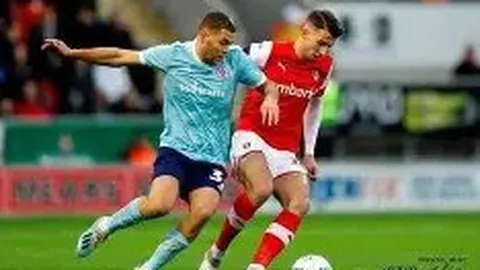 杜海涛沈梦辰甜蜜晒照辟谣分手传言：感情稳定如初